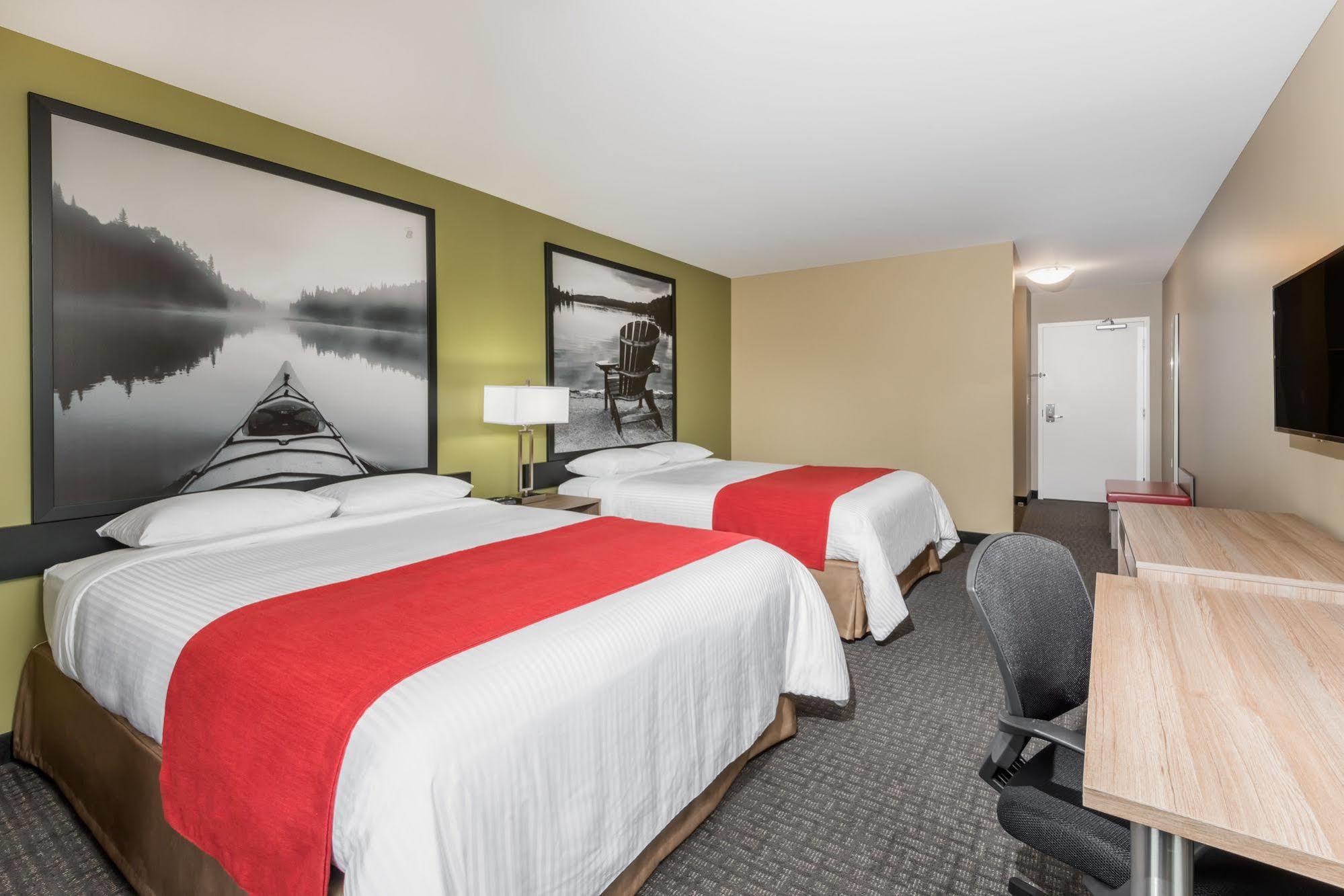 Hotel Super 8 By Wyndham Mont Laurier