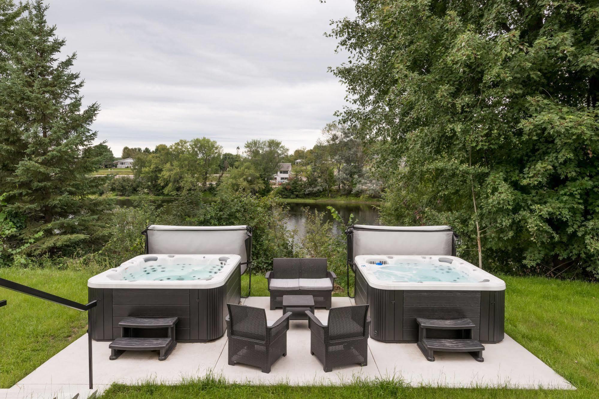 Super 8 By Wyndham Mont Laurier 3* Mont-Laurier