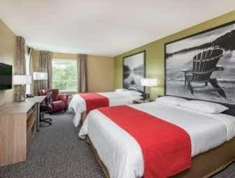 Super 8 By Wyndham Mont Laurier Mont-Laurier